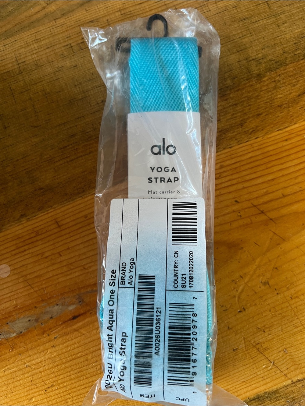 Alo Yoga Bright Aqua Blue Yoga Strap